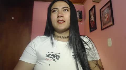 bunnyEmilyR0s33 online show from 11, 2, 2025