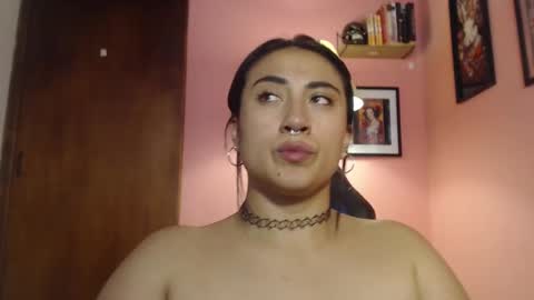 bunnyEmilyR0s33 online show from 11, 2, 2025