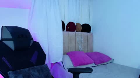 katerine payne online show from 29, 7, 2026