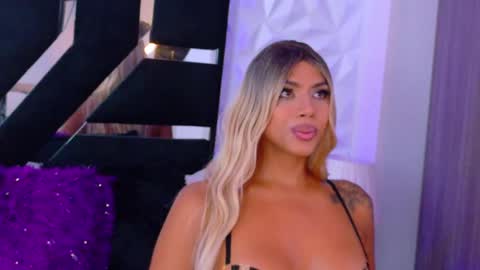 ONLYFANS  online show from 6, 1, 2025