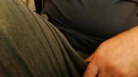 Snapshot of burlymonster chatting on 6, 5, 2026 Hairy Arabian online show from 6, 5, 2026