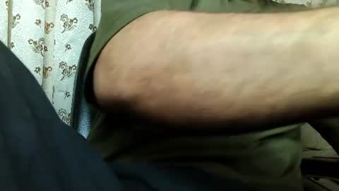 Snapshot of burlymonster chatting on 12, 7, 2026 Hairy Arabian online show from 12, 7, 2026
