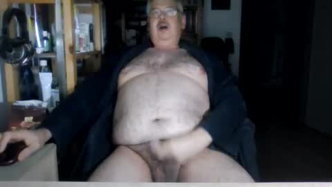 Snapshot of busibaer666 chatting on 1, 1, 2025 busi online show from 1, 1, 2025