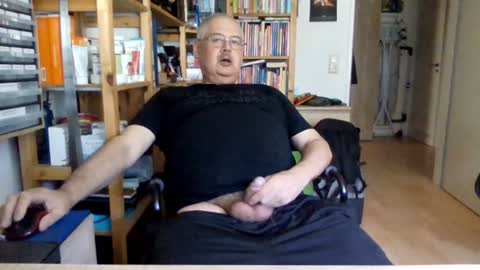 Snapshot of busibaer666 chatting on 24, 6, 2026 busi online show from 24, 6, 2026