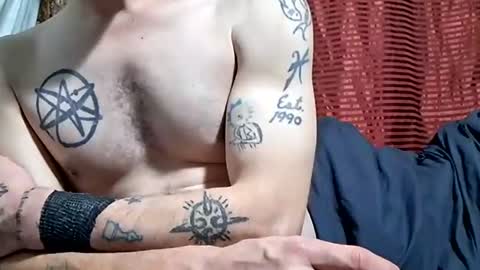 Snapshot of buster18hymen chatting on 30, 10, 2025 Buster18Hymen online show from 30, 10, 2025