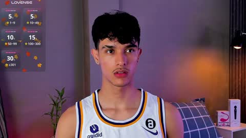 Buster independent model online show from 26, 1, 2025