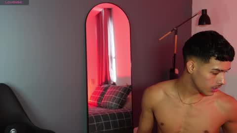 Buster independent model online show from 3, 11, 2025