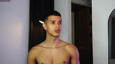 Buster independent model online show from 6, 4, 2026