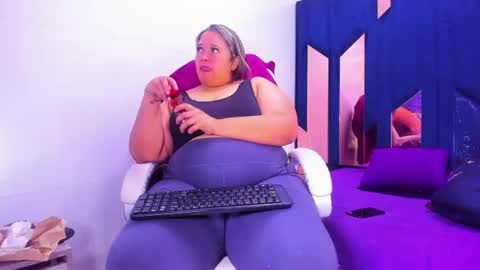 busty juicyy online show from 18, 6, 2026
