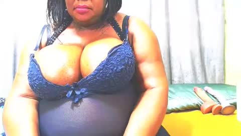 Snapshot of bustymaturestepmum chatting on 23, 4, 2026 bustymaturestepmum online show from 23, 4, 2026