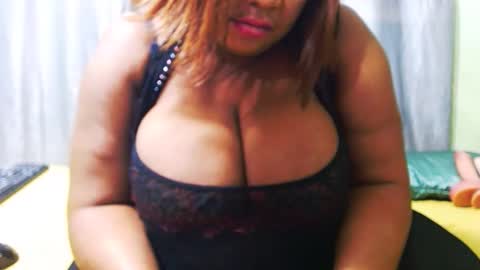 Snapshot of bustymaturestepmum chatting on 1, 5, 2026 bustymaturestepmum online show from 1, 5, 2026