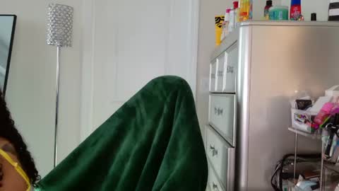 butterfly booty online show from 22, 4, 2026