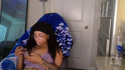 Snapshot of butterflybootyy chatting on 19, 5, 2026 butterfly booty online show from 19, 5, 2026
