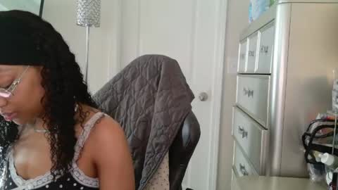 Snapshot of butterflybootyy chatting on 28, 5, 2026 butterfly booty online show from 28, 5, 2026