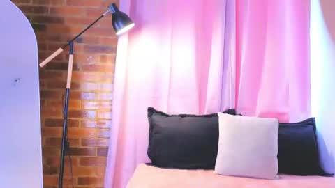 Snapshot of butterflyx39 chatting on 15, 7, 2026 Lia Butterfly online show from 15, 7, 2026
