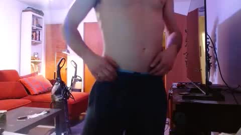 Snapshot of bwall1425 chatting on 7, 1, 2026 bwall1425 online show from 7, 1, 2026