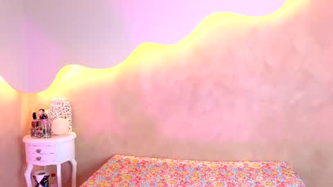 S A B R I N A  online show from 22, 7, 2026