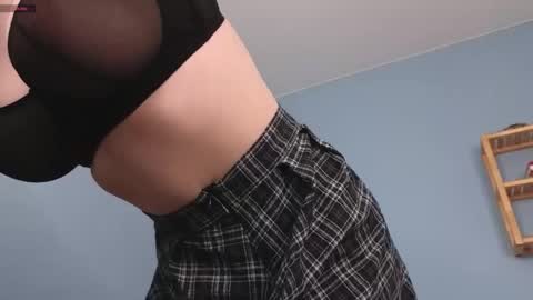 Kira online show from 25, 4, 2026