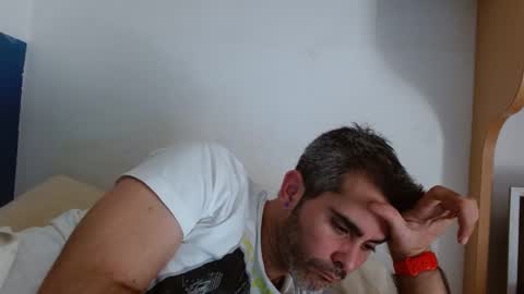 Collin Farrel online show from 16, 1, 2025
