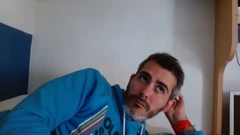 Collin Farrel online show from 25, 1, 2025