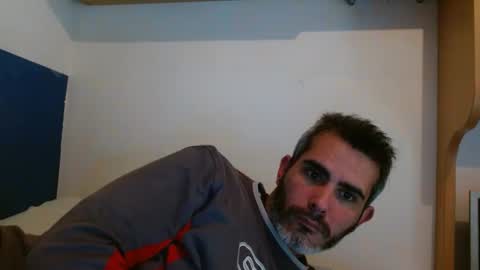 Collin Farrel online show from 26, 1, 2025