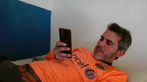Collin Farrel online show from 4, 2, 2025