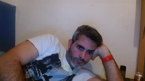 Collin Farrel online show from 2, 3, 2025