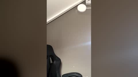 INSTAGRAM CABALLERO 1998  online show from 30, 3, 2026