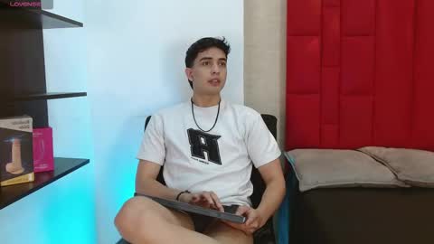 Snapshot of cady_hot chatting on 18, 11, 2025 Cady online show from 18, 11, 2025