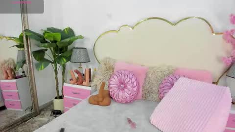 Cahitlin  online show from 3, 3, 2026