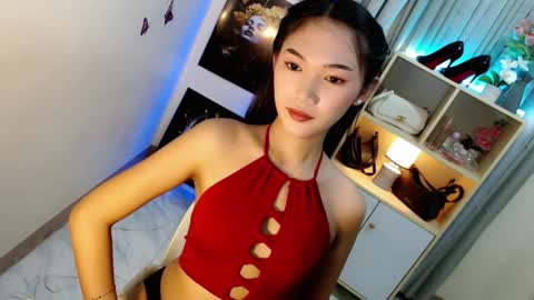 Snapshot of caitlin_x chatting on 1, 2, 2026 caitlin online show from 1, 2, 2026