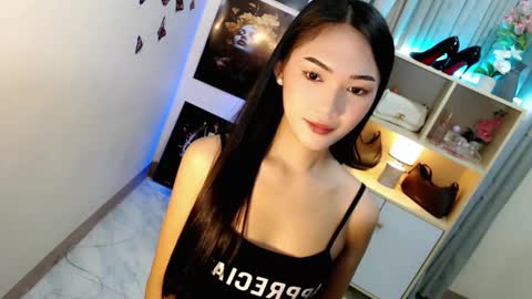 Snapshot of caitlin_x chatting on 8, 2, 2026 caitlin online show from 8, 2, 2026