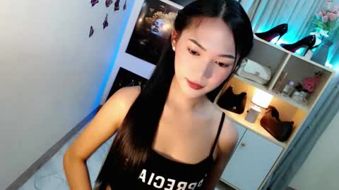 Snapshot of caitlin_x chatting on 17, 2, 2026 caitlin online show from 17, 2, 2026