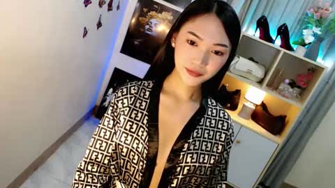 Snapshot of caitlin_x chatting on 23, 2, 2026 caitlin online show from 23, 2, 2026