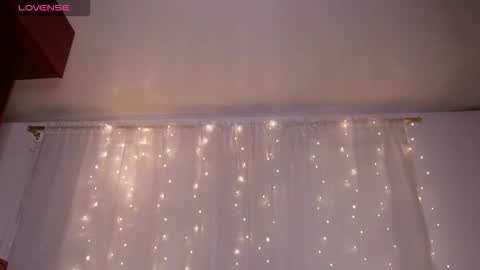 Snapshot of californnia_ebony chatting on 6, 3, 2026 Ana online show from 6, 3, 2026