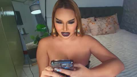 Miss Jane Commander online show from 6, 1, 2025