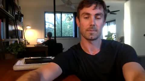 call_me__tink online show from 27, 3, 2026