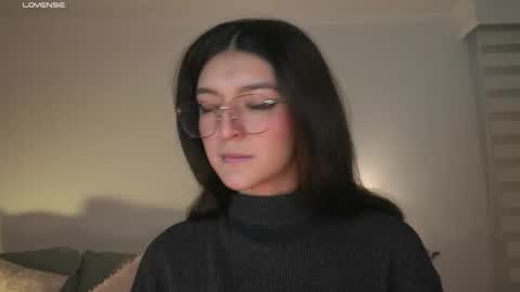   online show from 29, 4, 2026