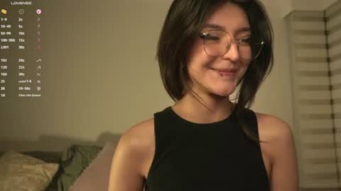 Snapshot of call_me_rosie chatting on 23, 7, 2026 online show from 23, 7, 2026