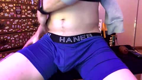 Snapshot of callme_daddyyyy chatting on 4, 12, 2025 NaStY NaT3 online show from 4, 12, 2025