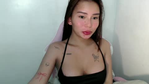 Snapshot of callme_remaxxx7 chatting on 19, 6, 2026 Rema online show from 19, 6, 2026