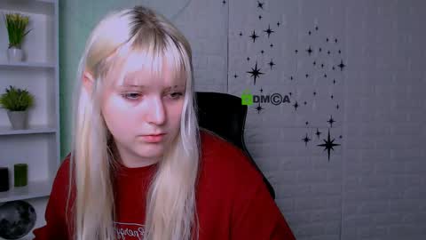 Snapshot of callmevivien chatting on 21, 4, 2026 callmevivien online show from 21, 4, 2026
