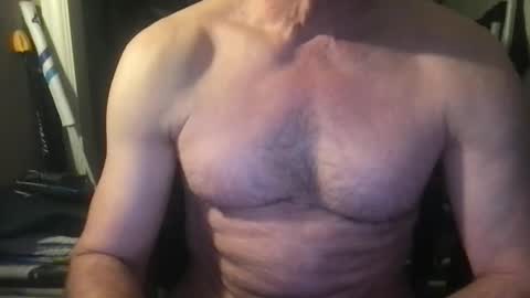 Snapshot of callum5555 chatting on 20, 4, 2026 callum5555 online show from 20, 4, 2026