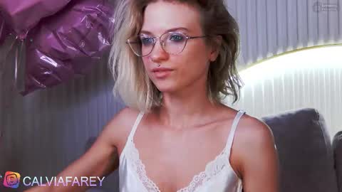 Snapshot of calvia_farey chatting on 11, 3, 2026 calvia_farey online show from 11, 3, 2026