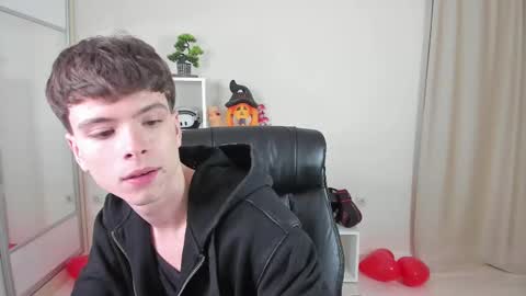 Hey I am Calvin  online show from 16, 2, 2025