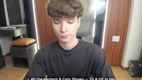 Hey I am Calvin  online show from 29, 4, 2026