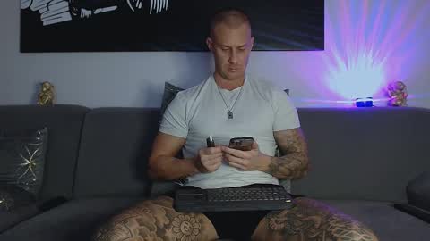 Calvin  online show from 10, 1, 2025