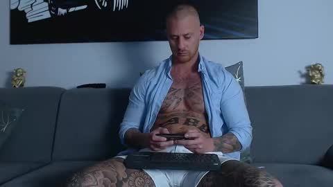 Calvin  online show from 11, 2, 2025