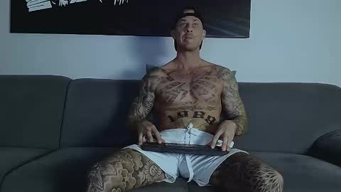 Calvin  online show from 16, 9, 2025