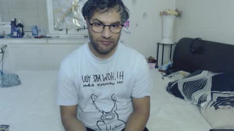 Snapshot of calvinjohnlad chatting on 4, 12, 2025 Calvinjohnlad online show from 4, 12, 2025